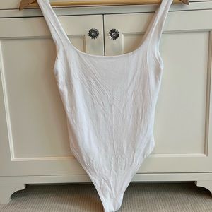 Aritzia Wilfred Free white bodysuit